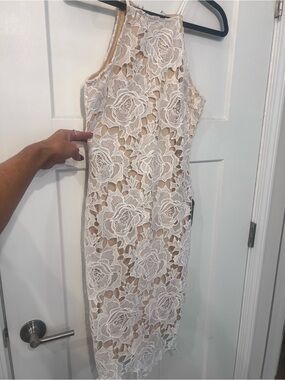Lulu’s Sleeveless White Lace Midi Dress with Nude Lining